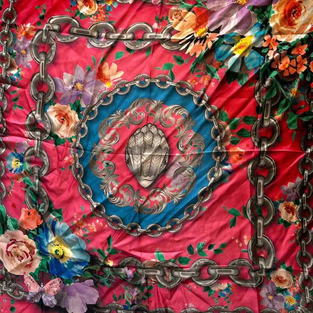 NWOT. Woman’s Kurt Geiger London Silk scarf._7